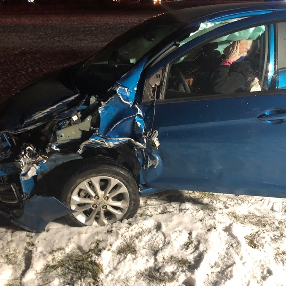 Meet your Posher, Carrie - Picture 3 of 4